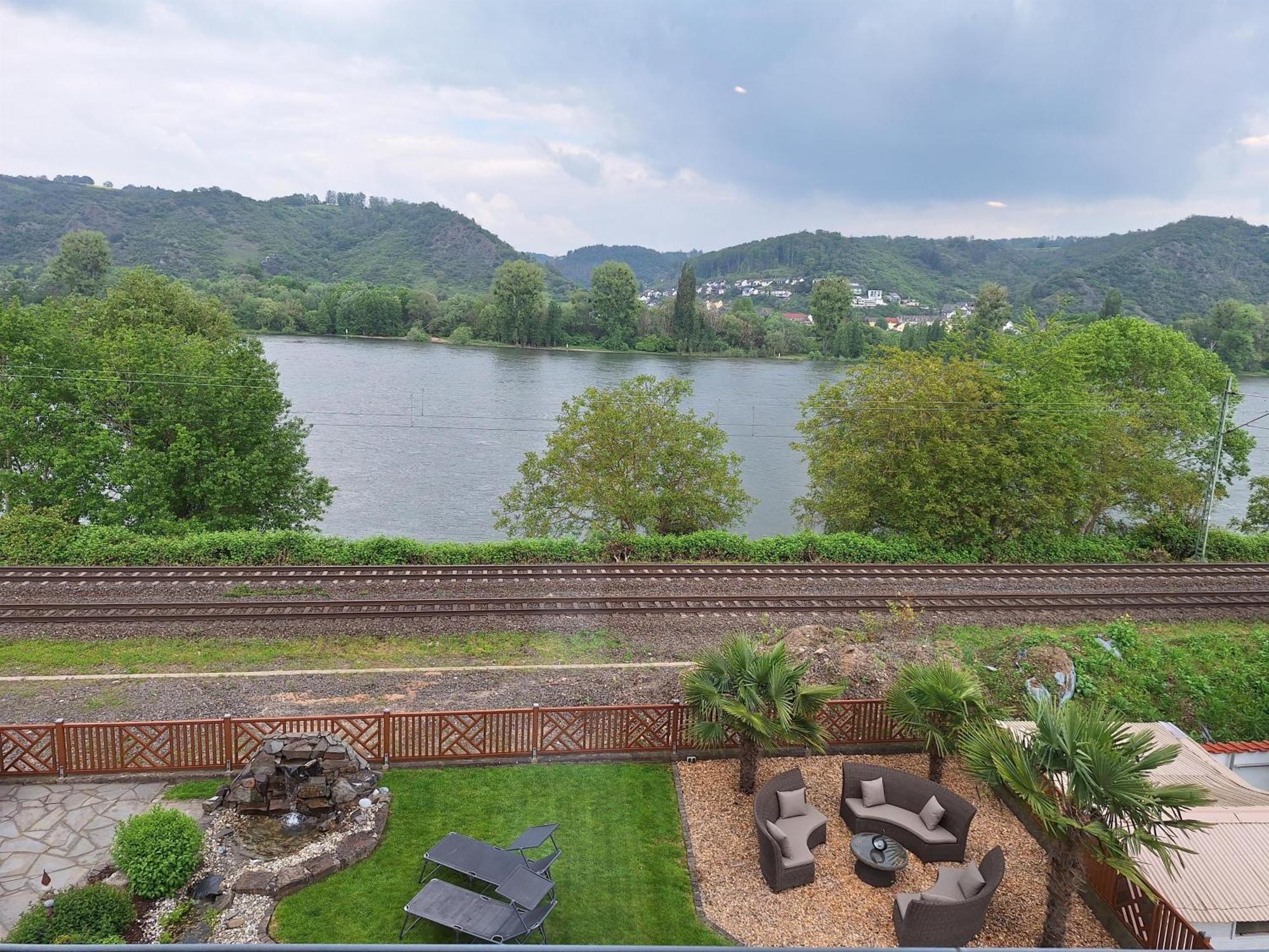 Ferienwohnung Rhens Am Rhein Extérieur photo